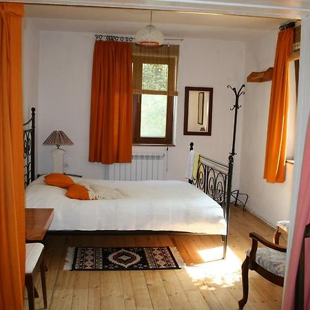 Guest House Kamenik ياغودينا الغرفة الصورة