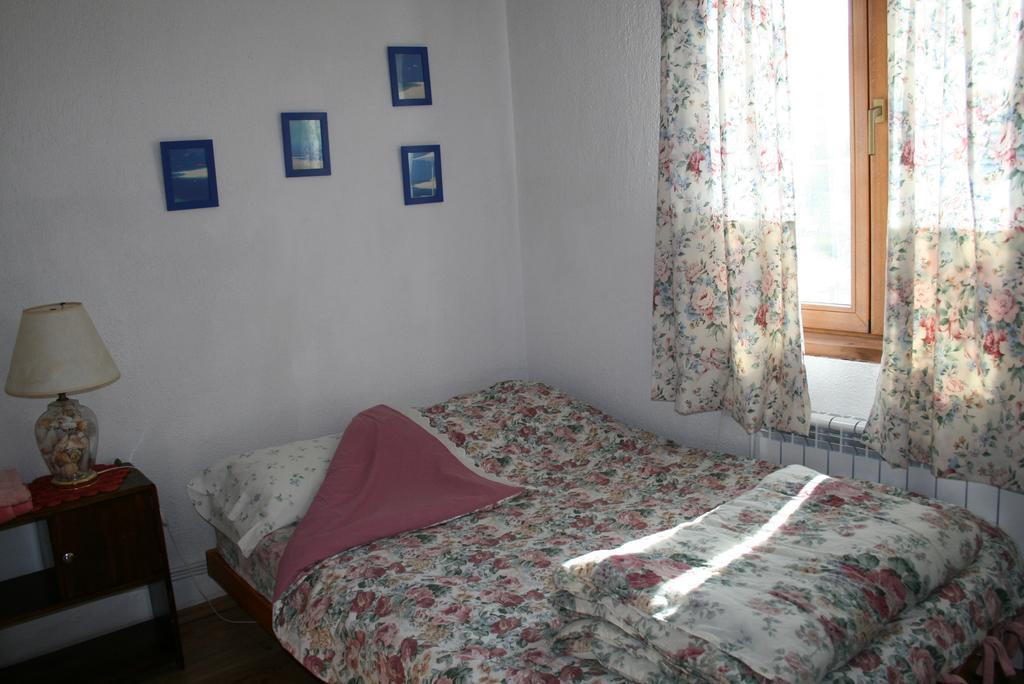 Guest House Kamenik ياغودينا الغرفة الصورة